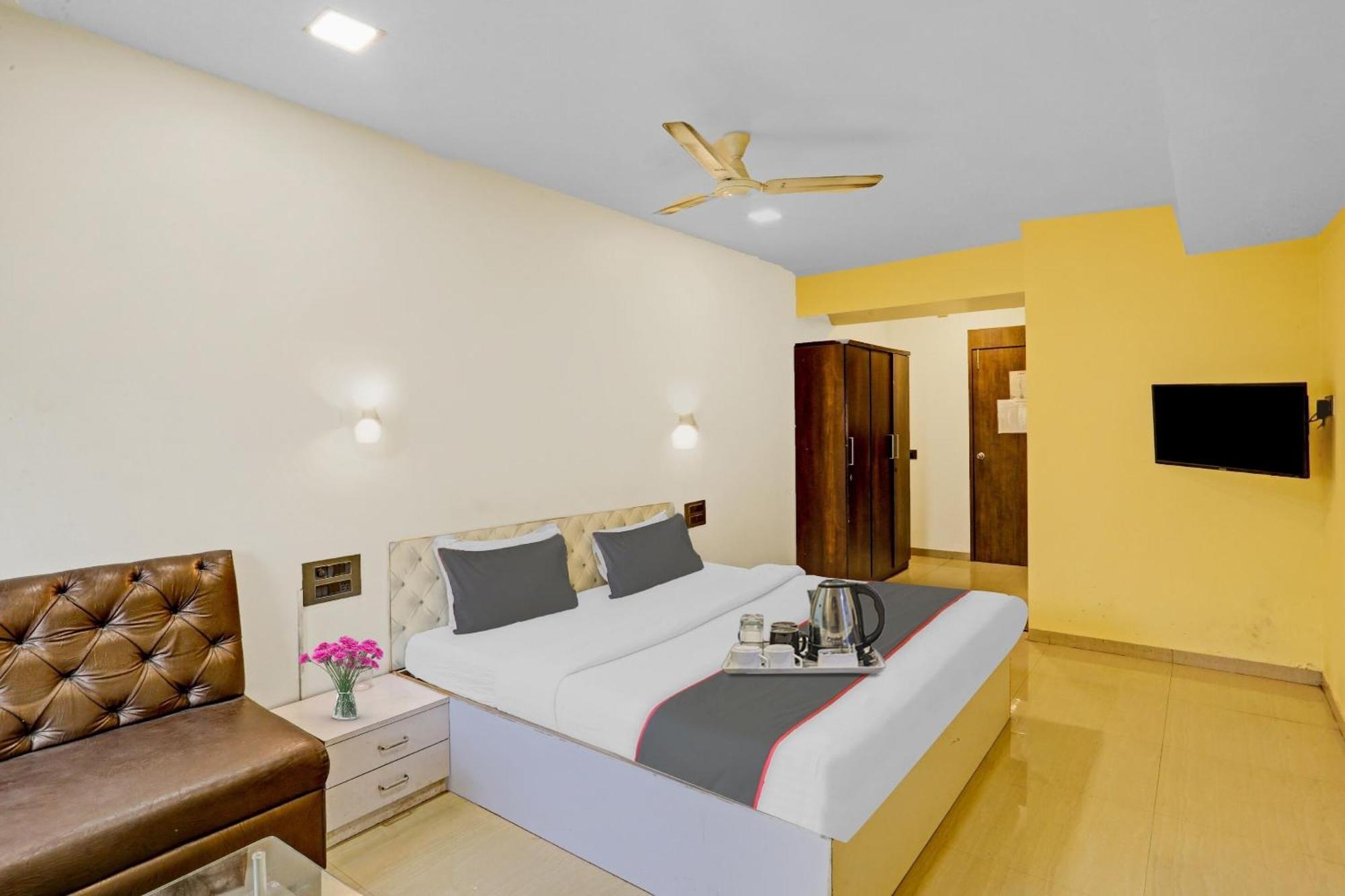Hotel Oyo Salt House Bombay Exterior foto